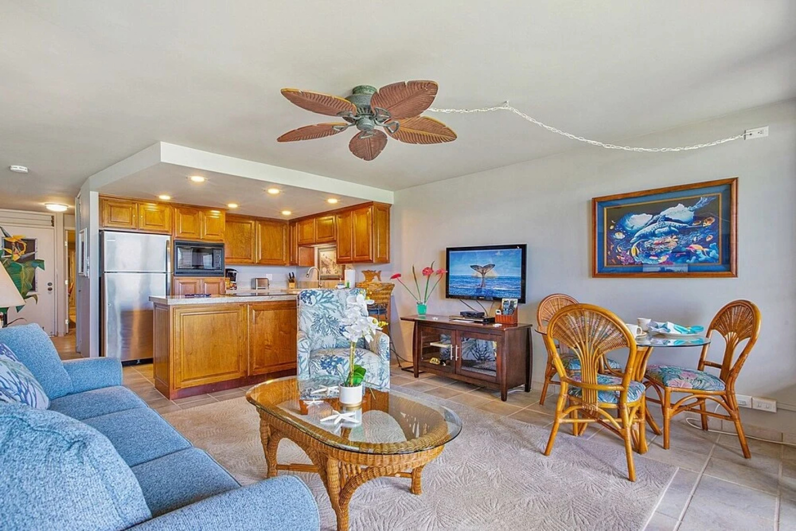 Kaleialoha #207 1 Bedroom 1 Bathroom Condo by Redawning