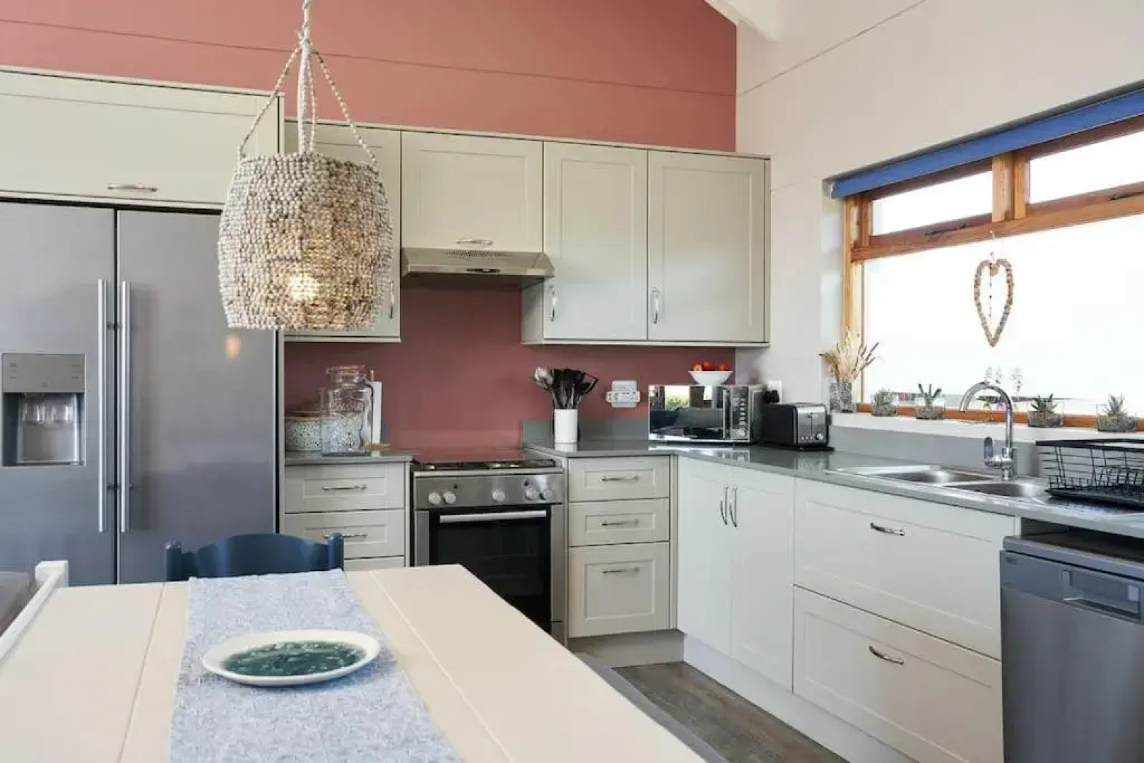 HERON COTTAGE - for your seaside holiday.