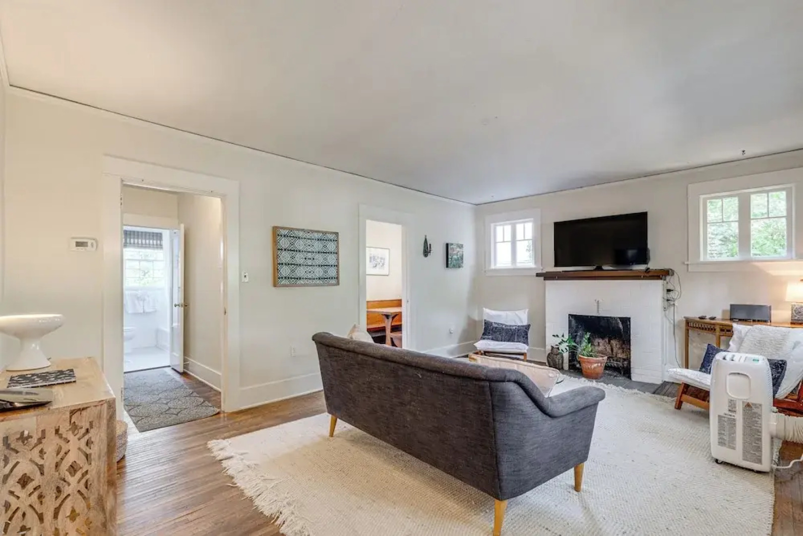 Dog-friendly 'columbia Cottage' in Hood River!