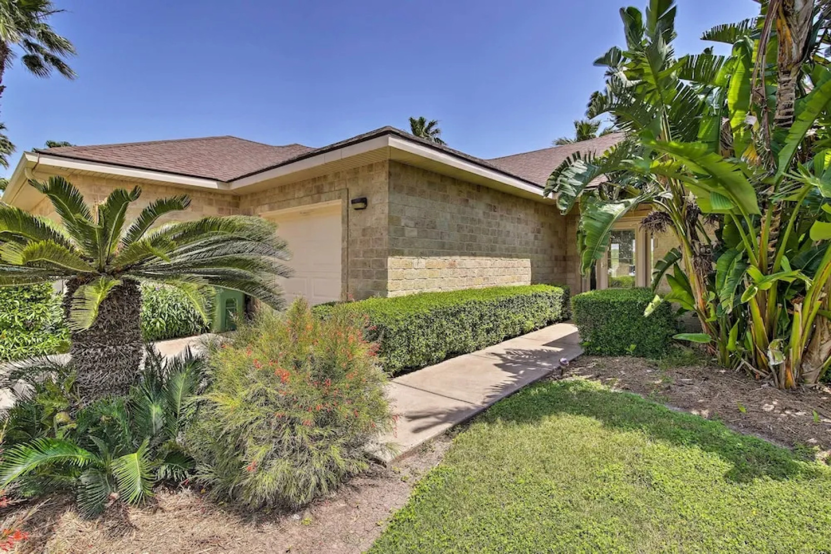 Condo on Golf Course - 10 Mi to South Padre Island