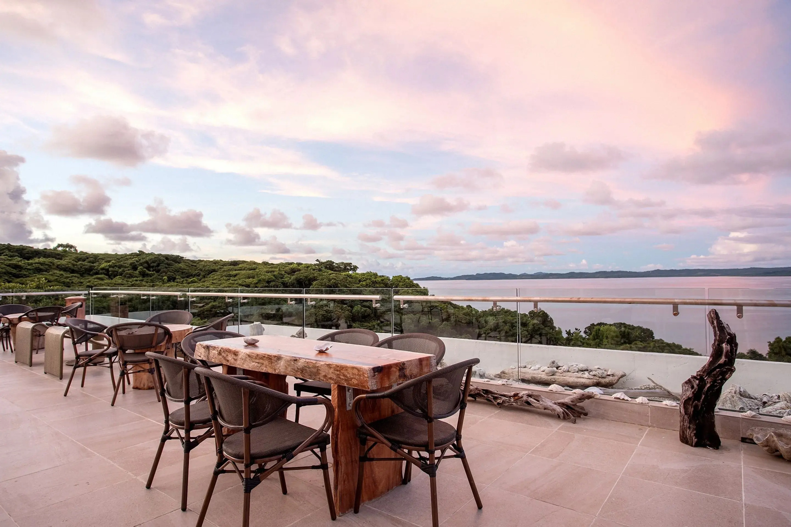 Beluu Sea View Resort