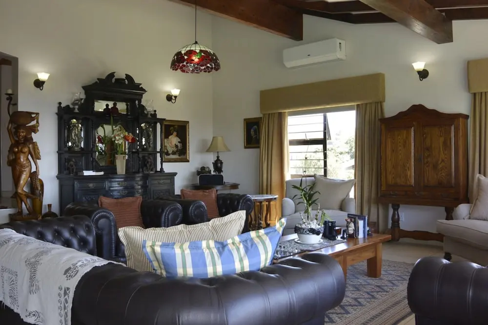 Ginaz BnB