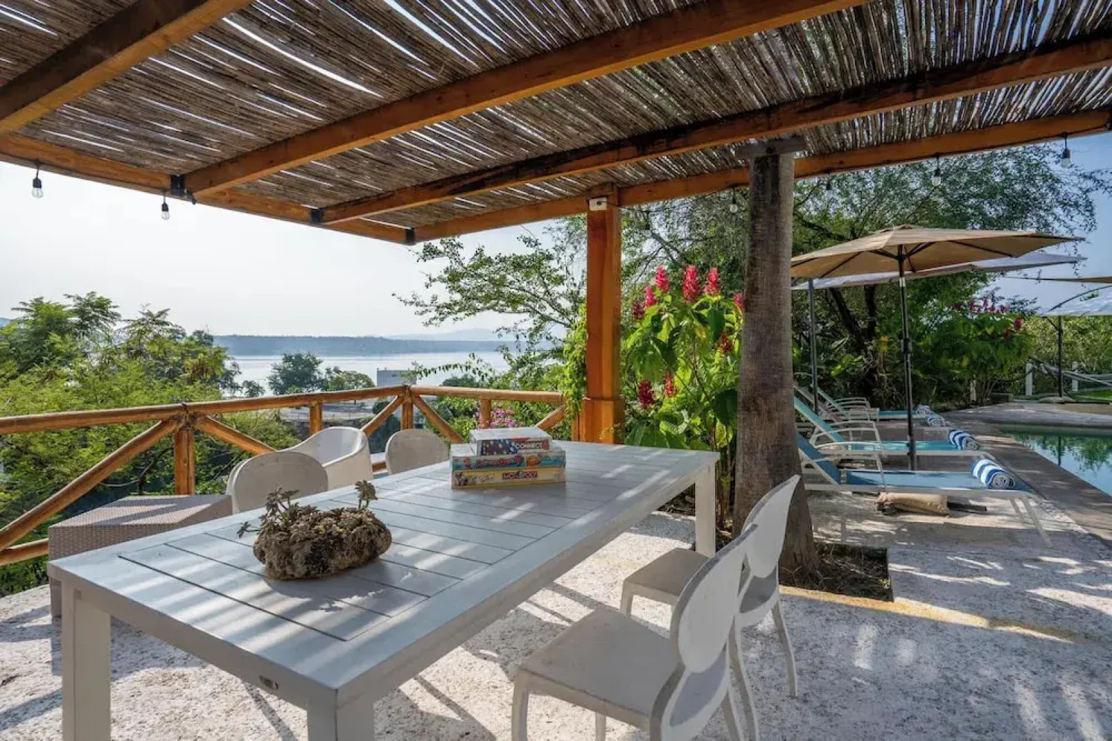 Luxury House Pool fire Pit & Lake view