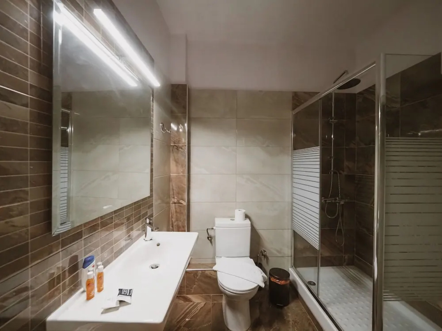 Elati Leisure -suites & apartments-