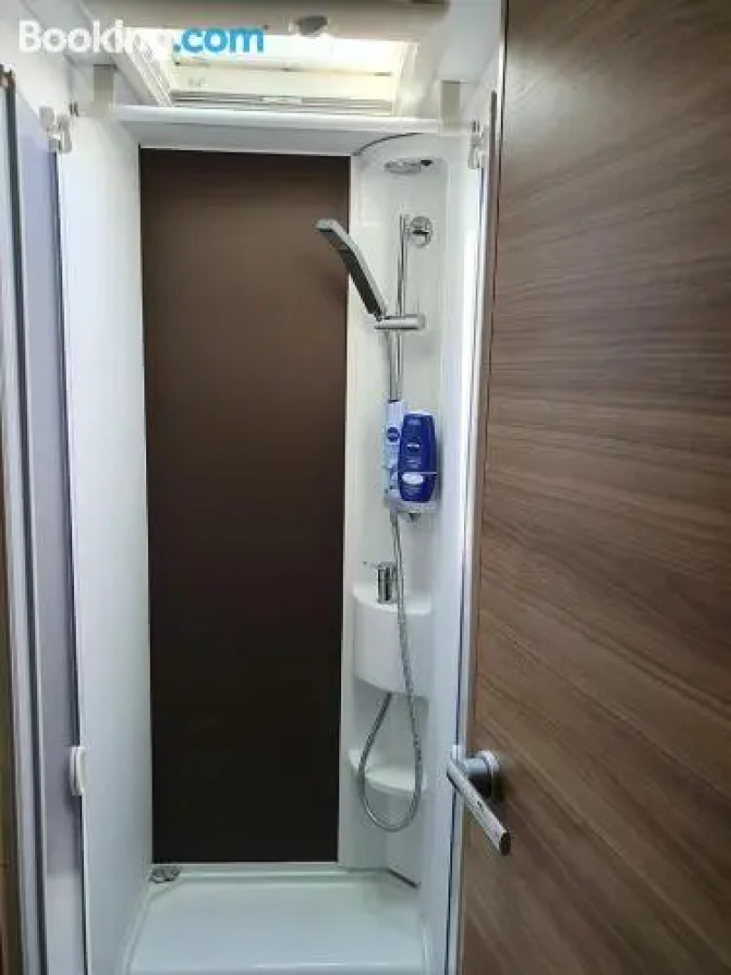 Camping-car de luxe dans le bois de Champia - Huy