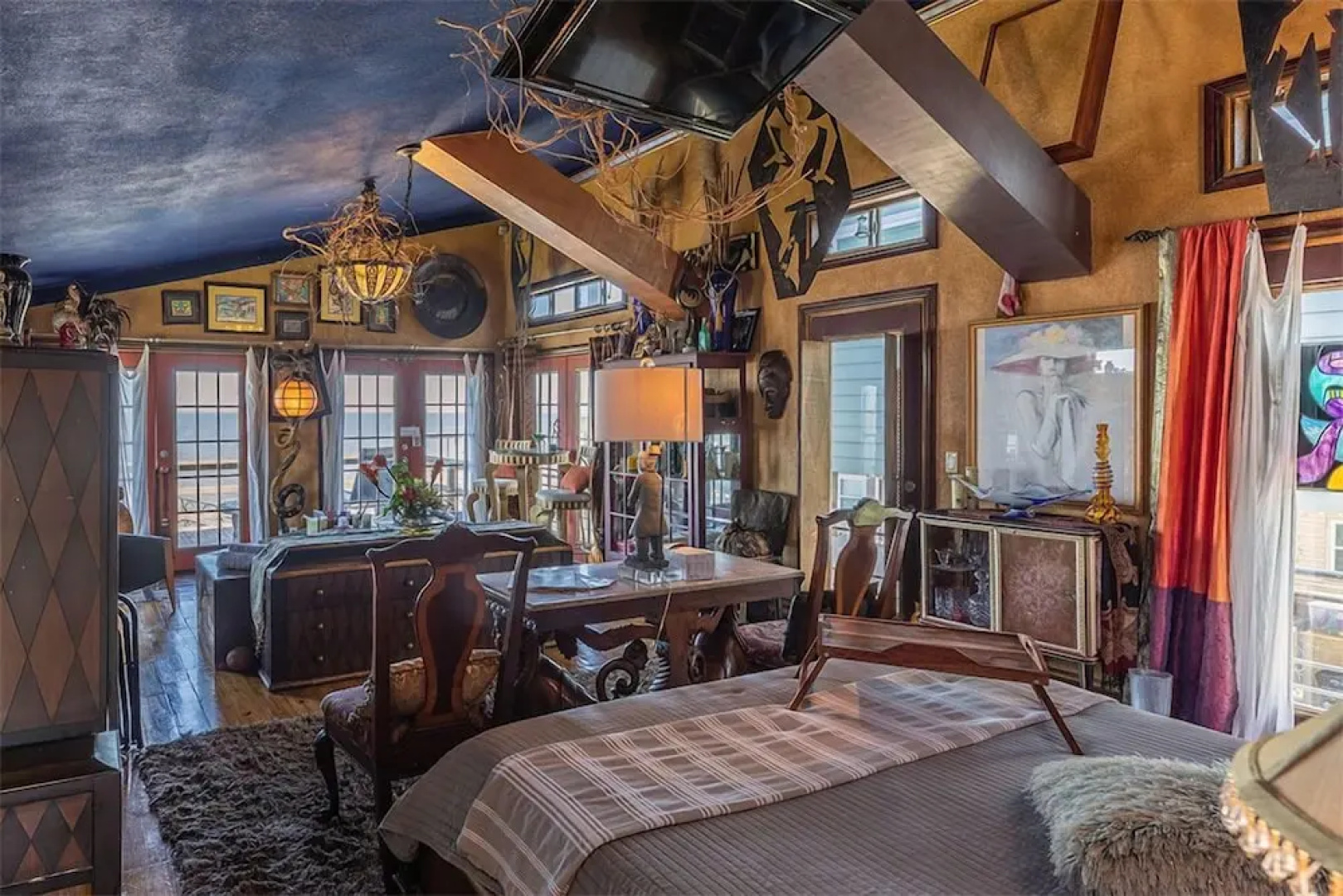 Come Friday Cottages on the Bay