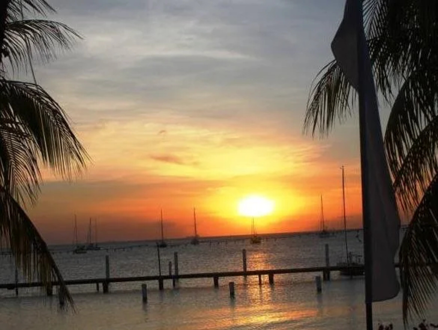 Aruba Surfside Marina