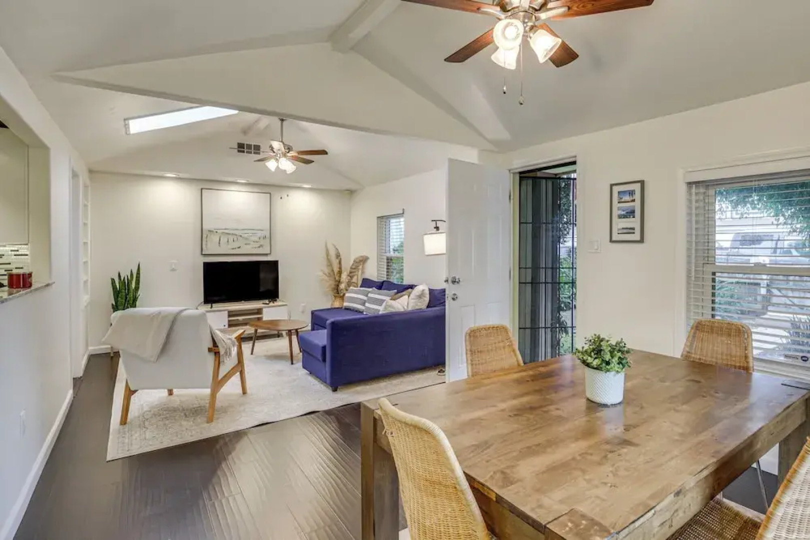 2 Mi to Ocean: Pet-friendly Imperial Beach Retreat