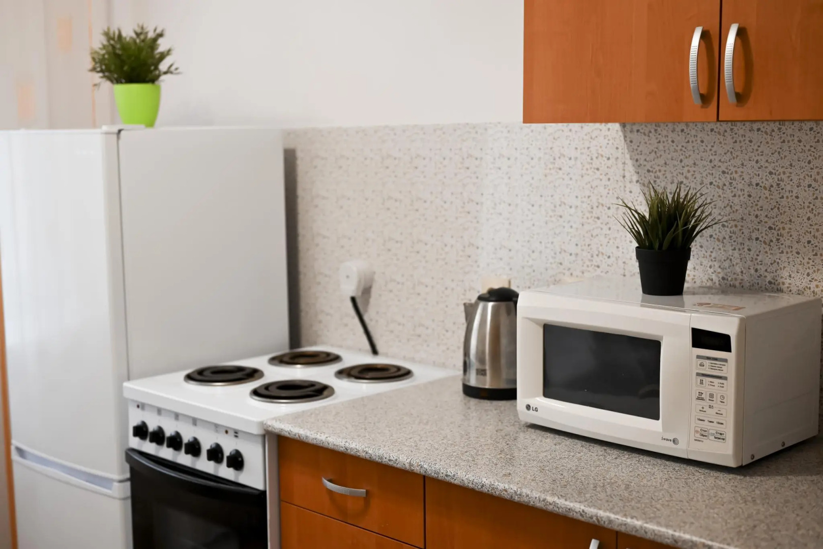 Две Подушки в микрорайоне Зеленый город 1