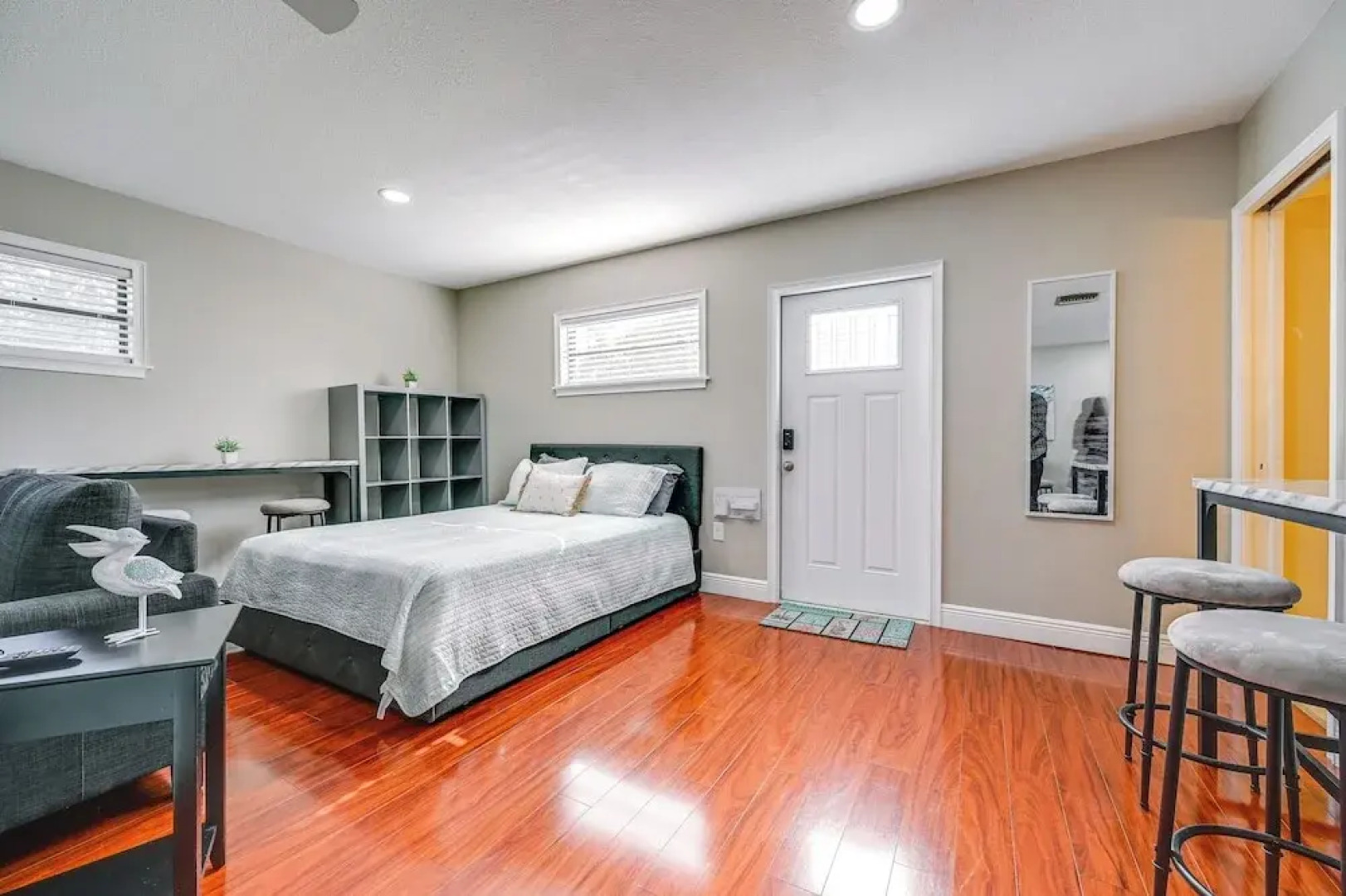 2 Mi to Florida State Fairgrounds: Cozy Studio