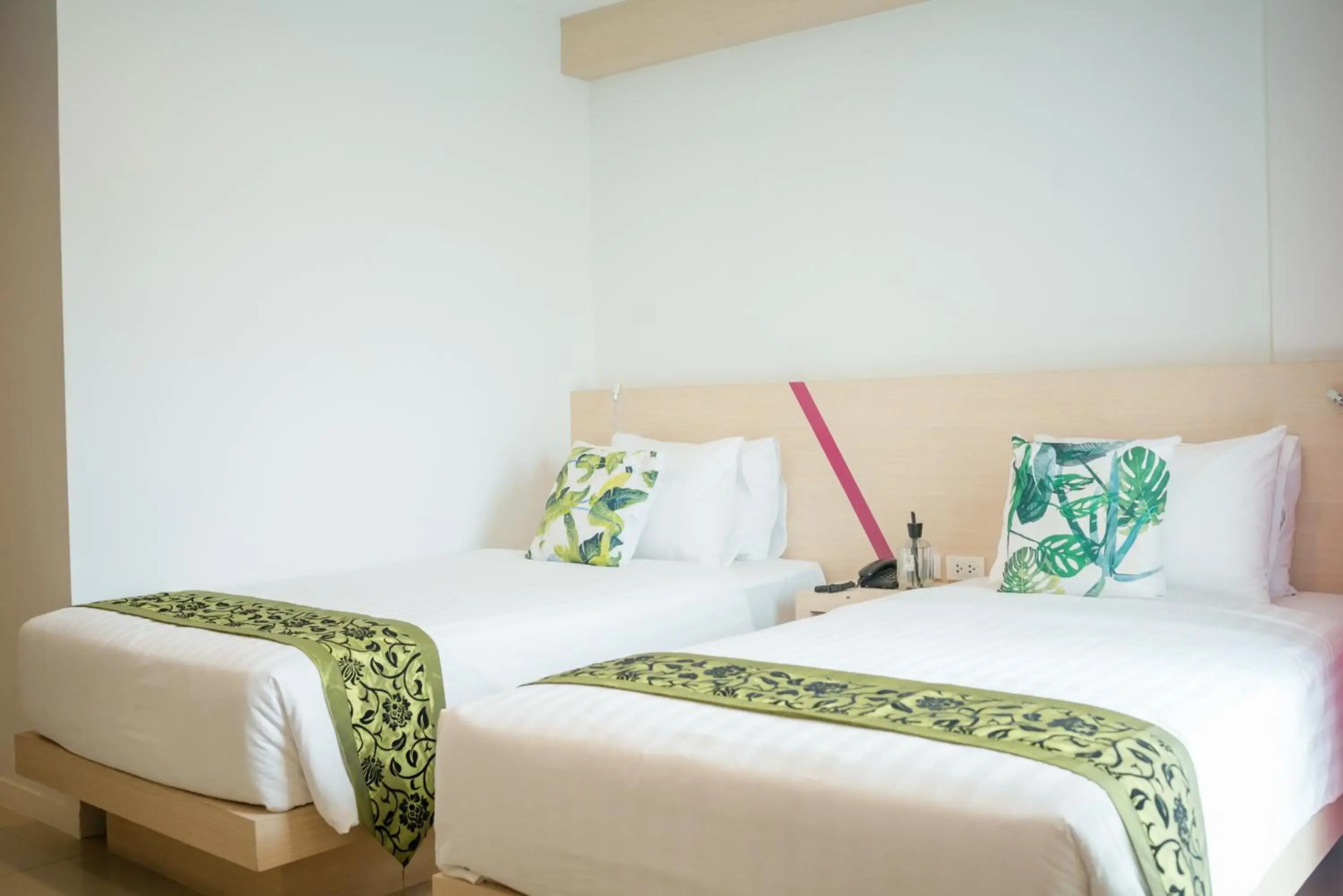 SunSeaSand Hotel (Patong) (SHA Certified)