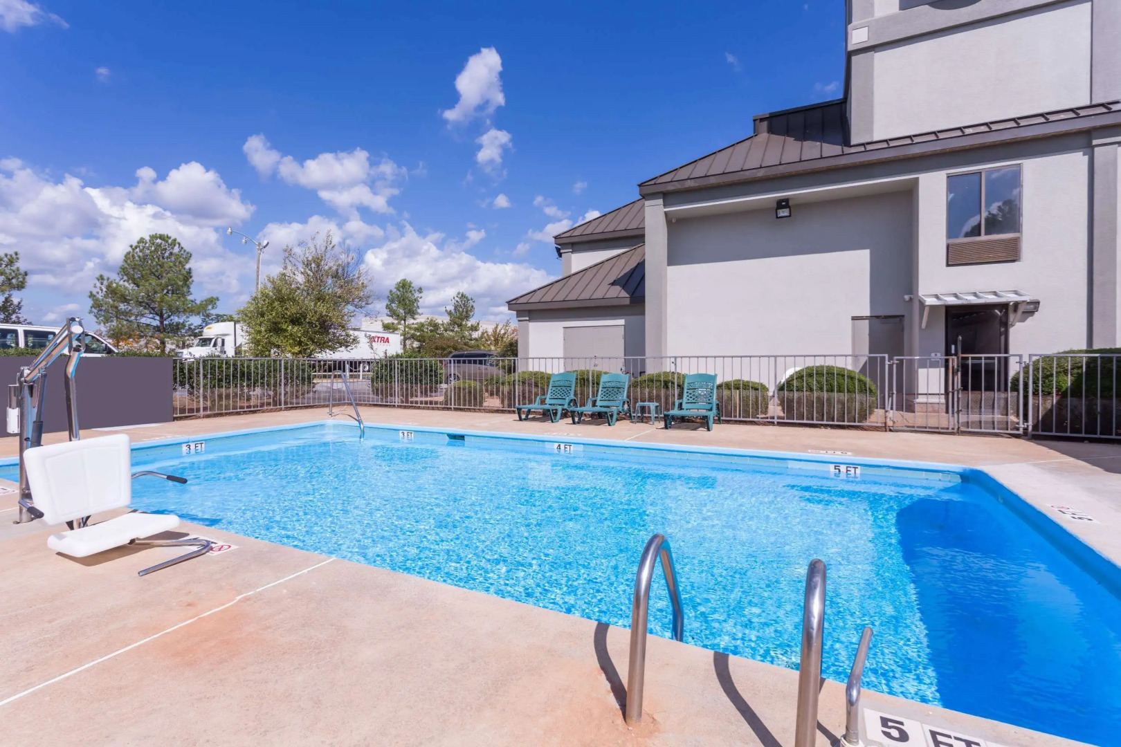 Super 8 by Wyndham Greer/Spartanburg Area