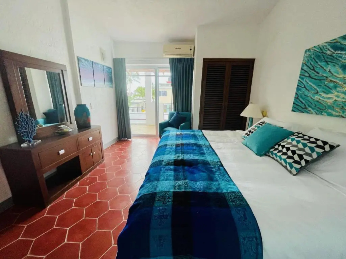 Casa Piramide: Fully Furnished 2-Bedroom House w/ Private Swimming Pool and Waterfall, 5 Minute Walk from the Beach