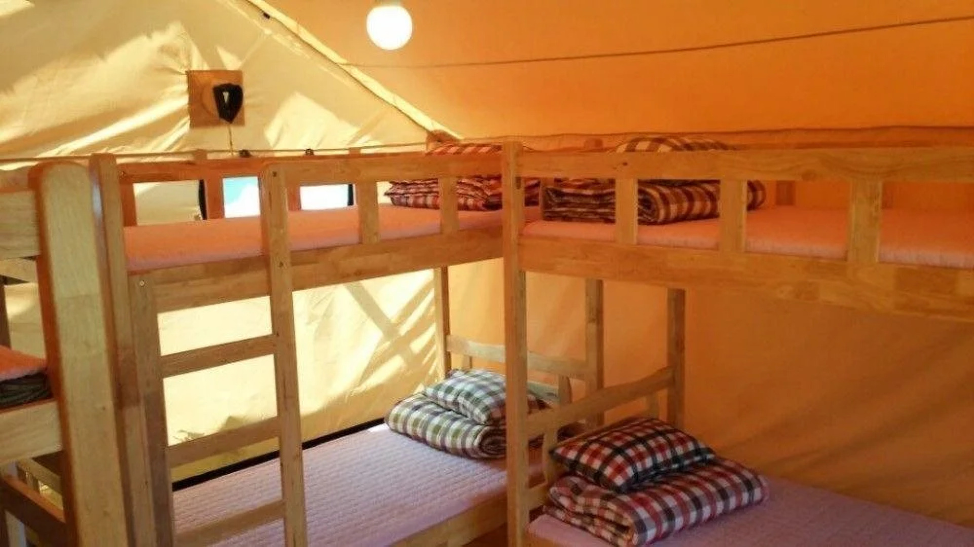 Blue Night Glamping House in Udo - Caravan Park