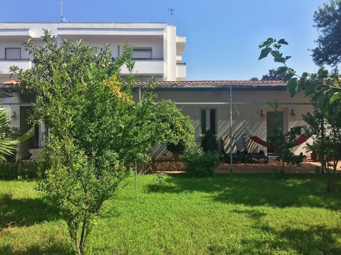 Apartment at the Foot of Mt. Vesuvius