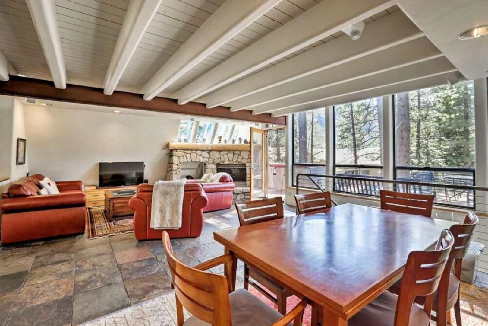 Squaw Valley Mountain Chalet w/ Private Hot Tub!