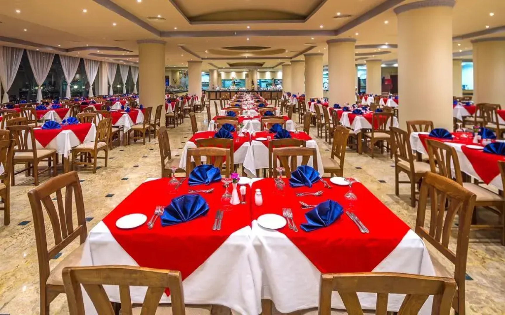 Hawaii Riviera Club Aqua Park - Families and Couples Only