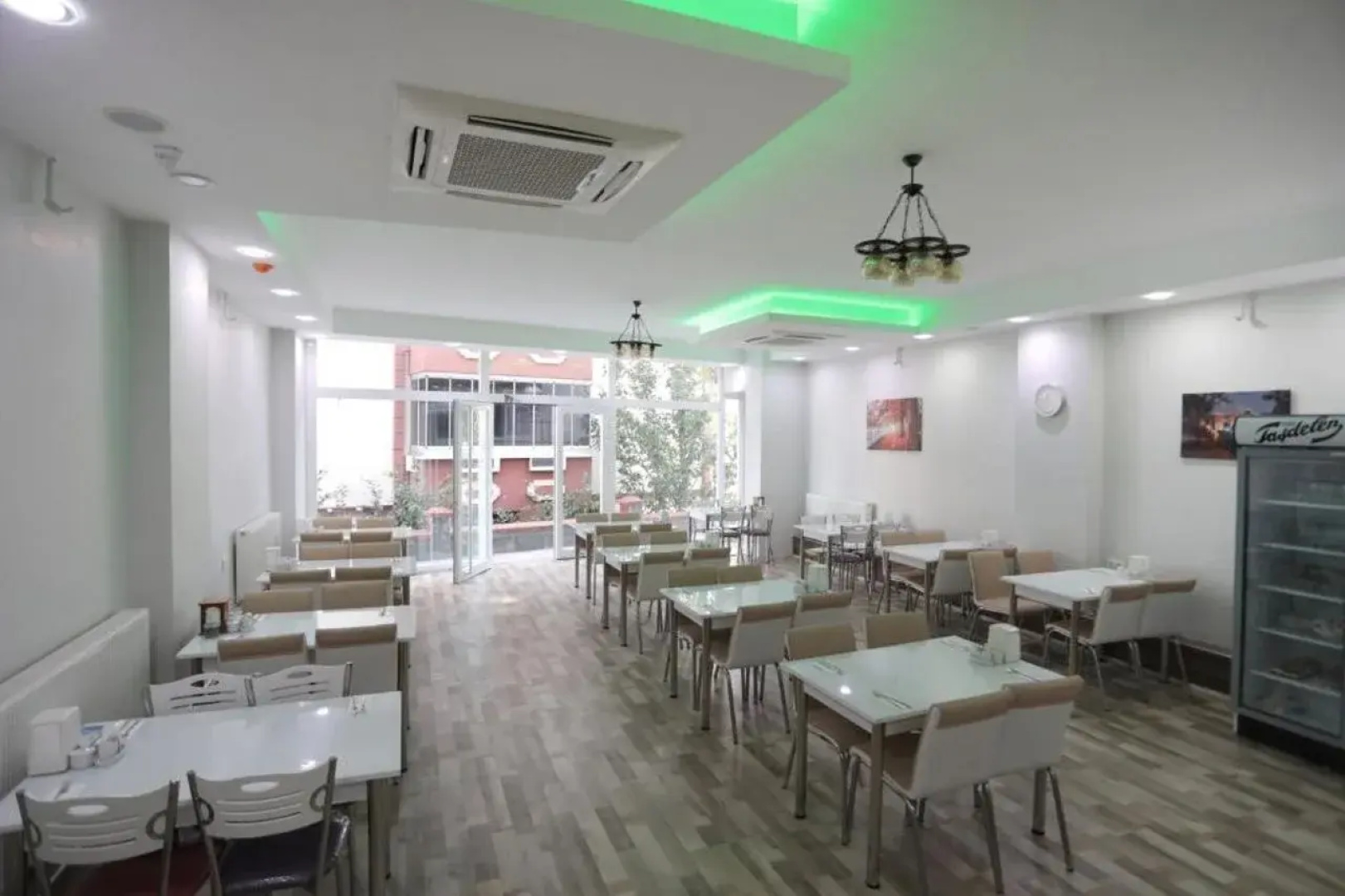 Beksiti Hotel