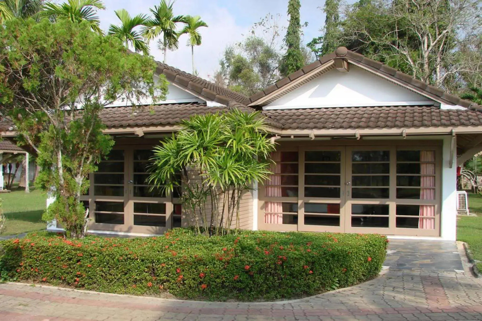 Rock Garden Beach Resort