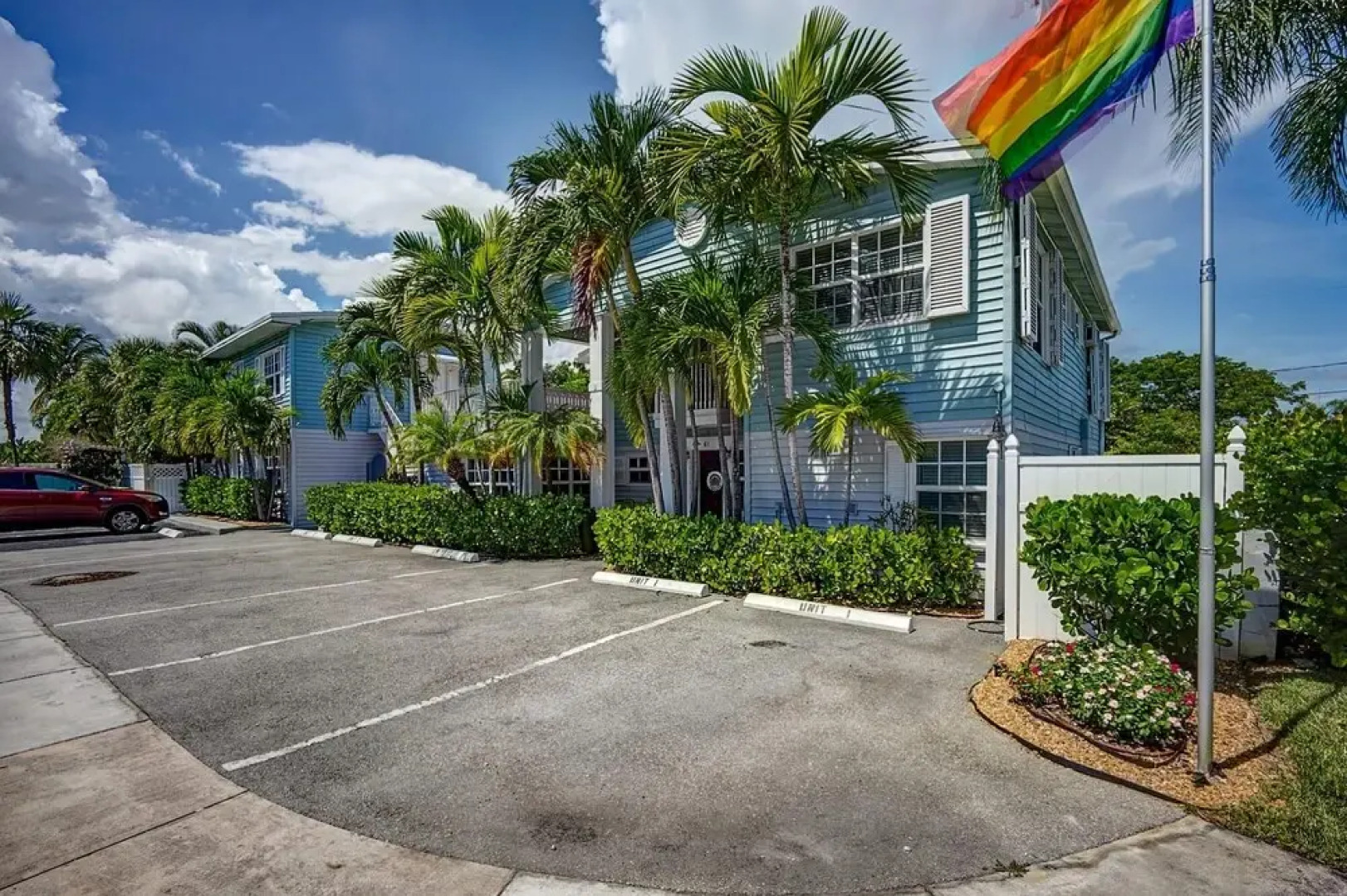 Key West Vibes Walking Distance to Wilton Drive - 2BD 3bth, Wilton Manors