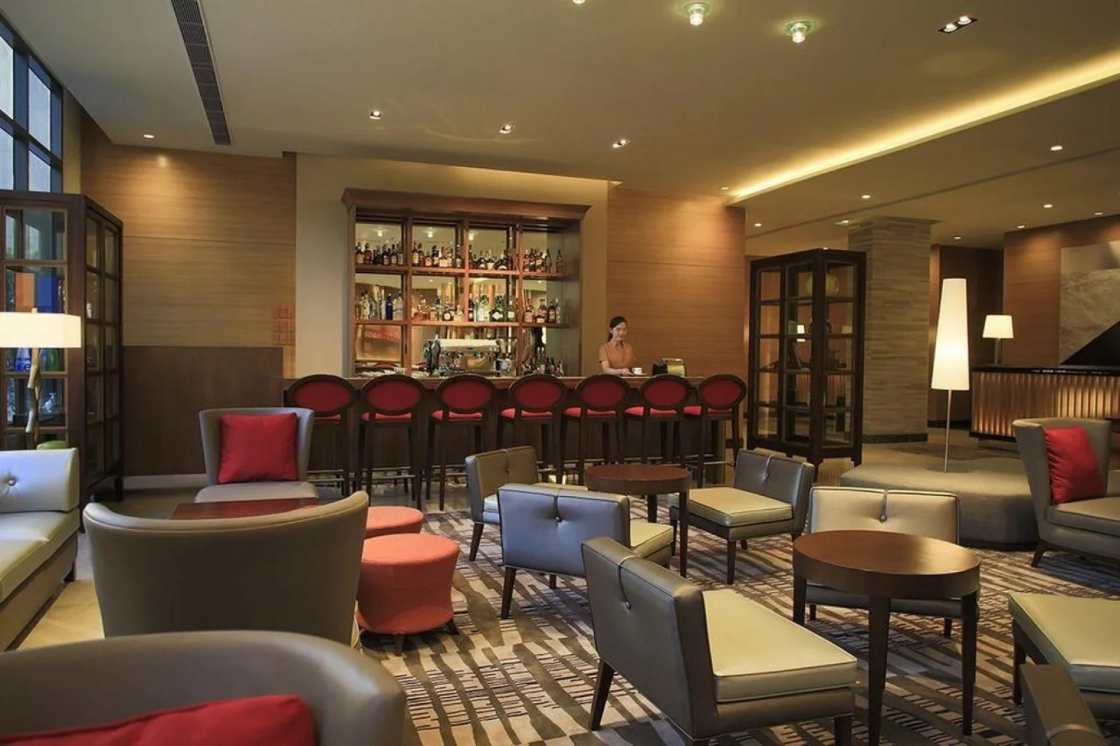 Holiday Inn & Suites Makati by IHG