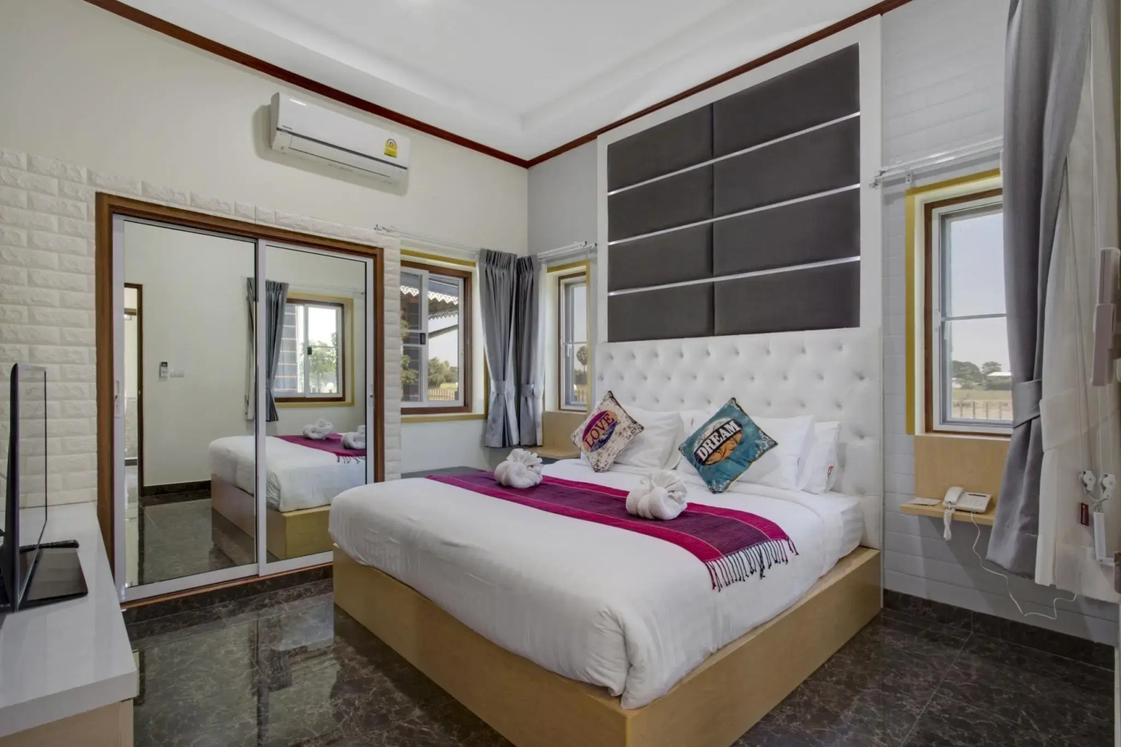 Infinity See Sun Resort