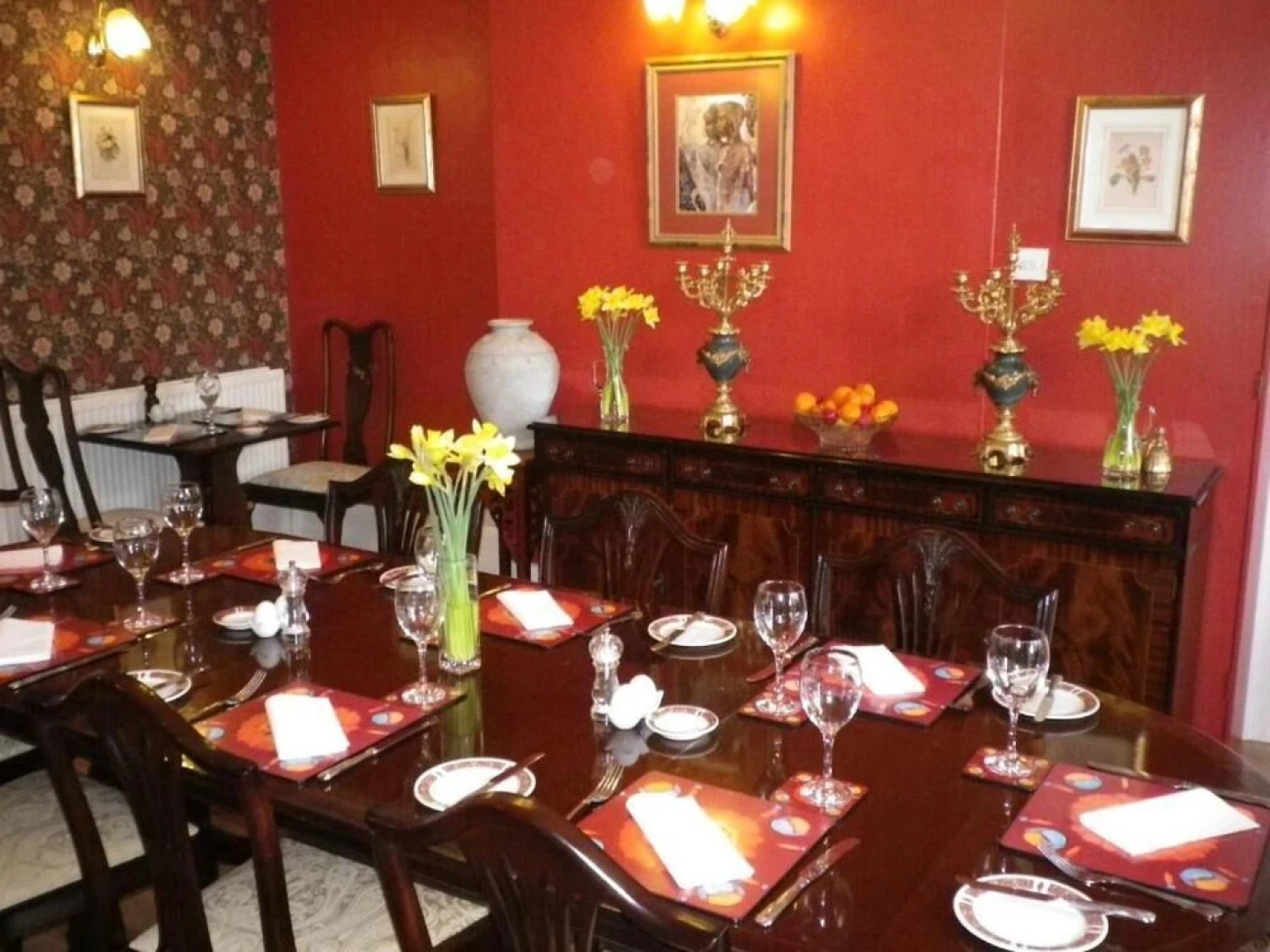 Willow Tree Lodge Hotel