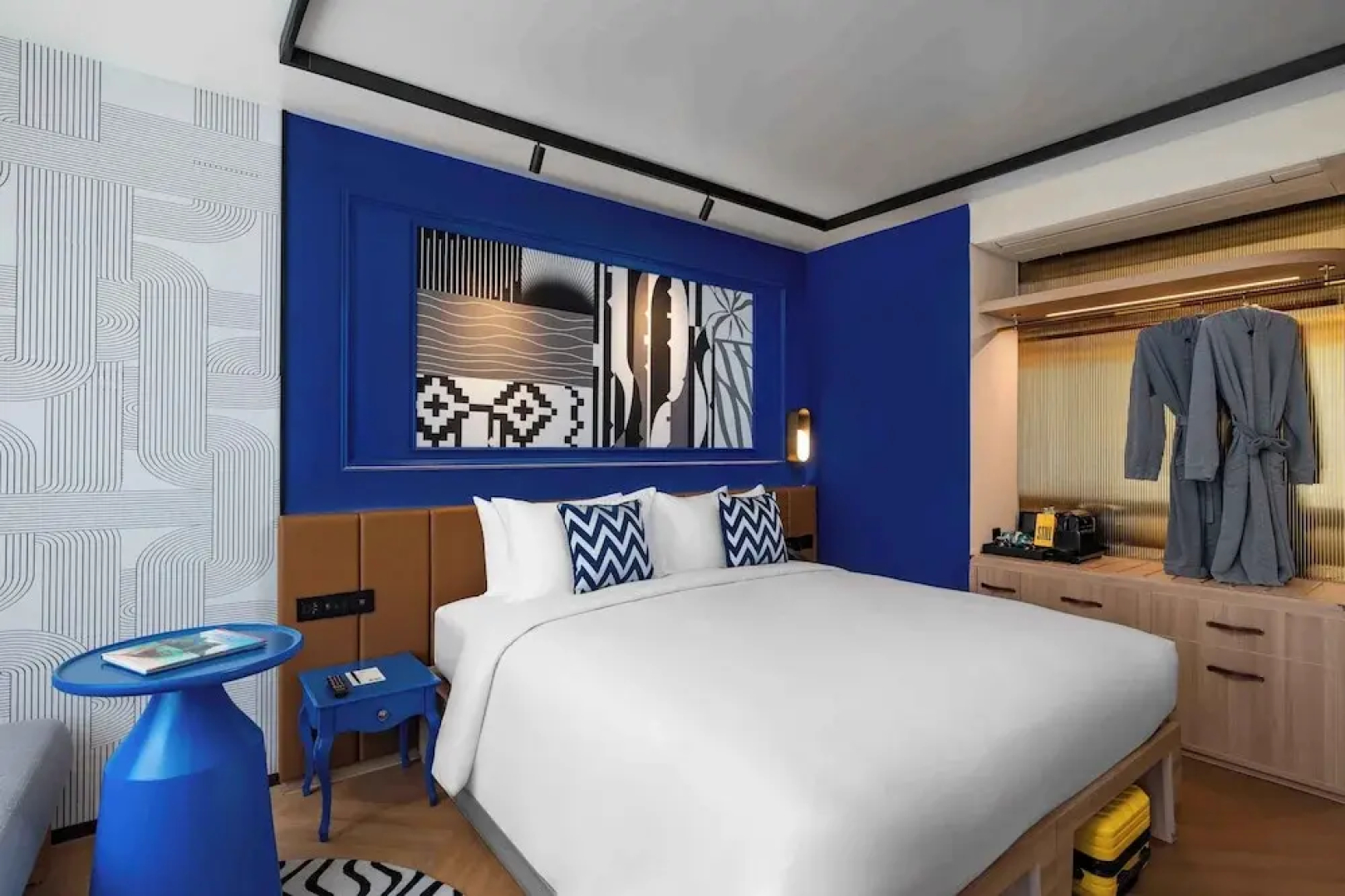 Отель Tribe Phuket Patong - Новый Отель