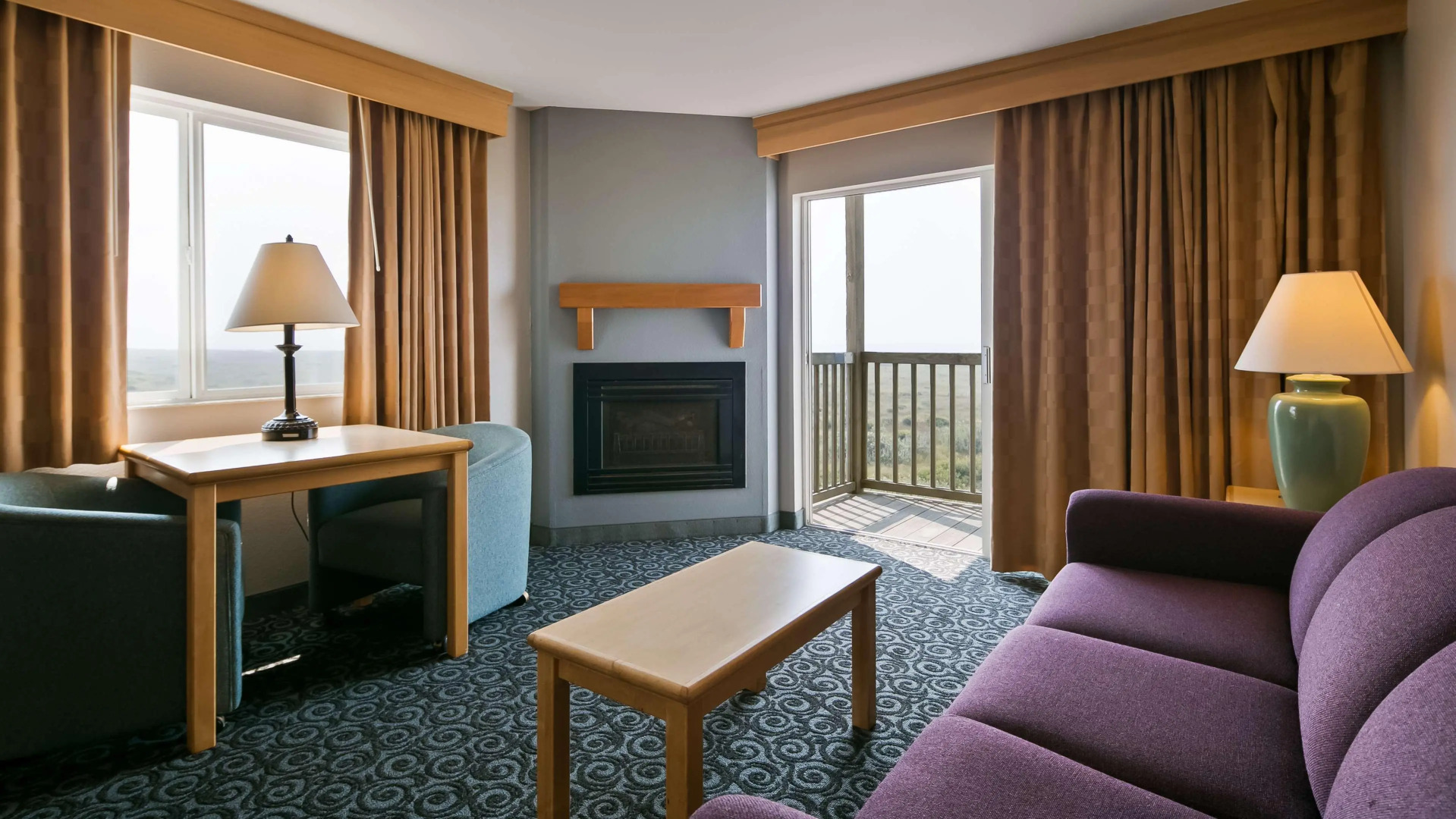 Lighthouse Suites Inn