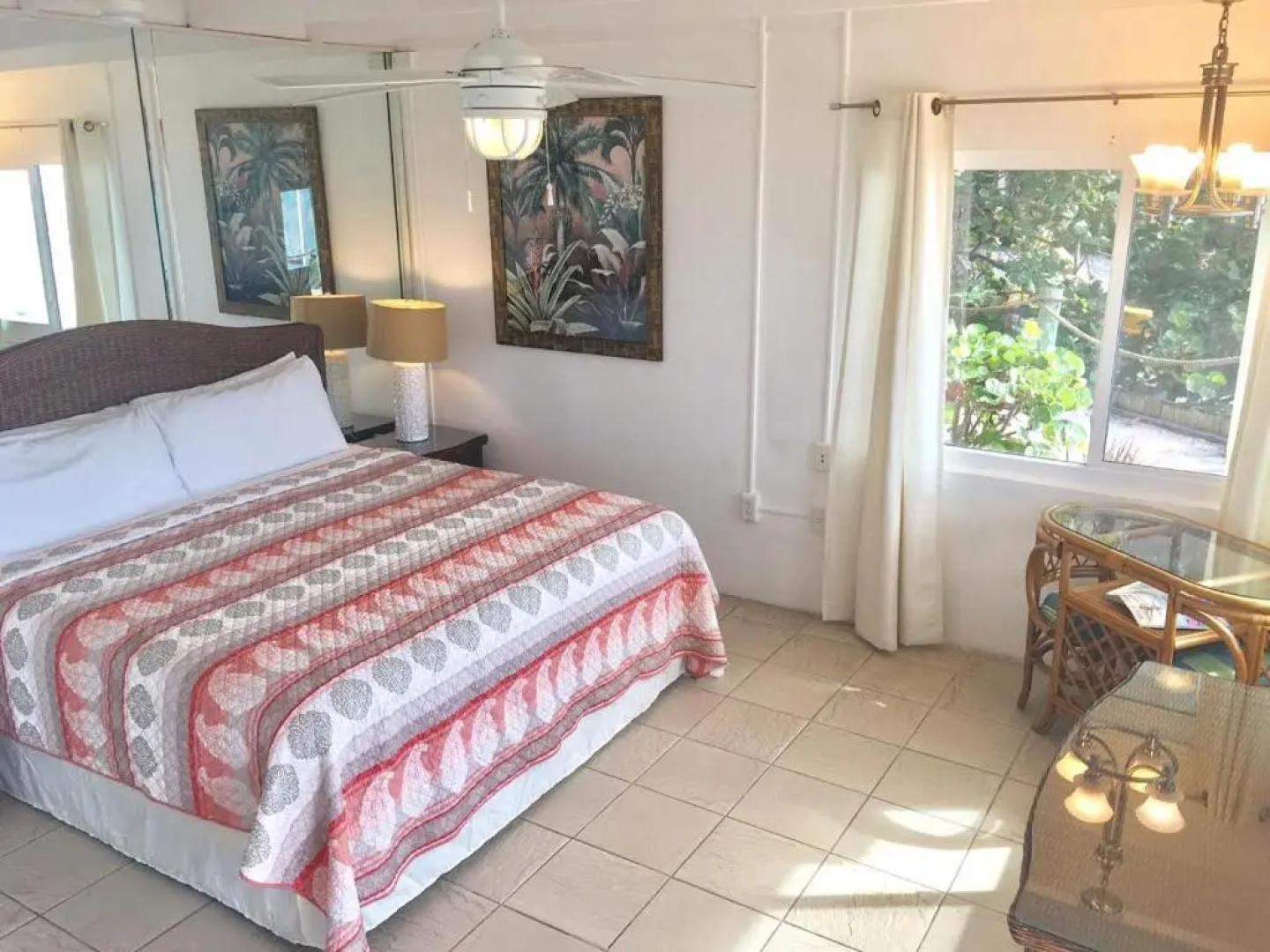 Pearl Beach Inn