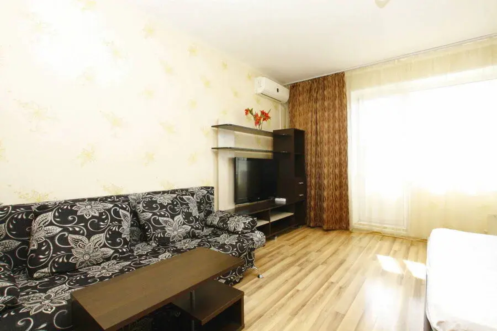 Alt Otel on str. 40-let Pobedy, bld. 29 B (art. 058)