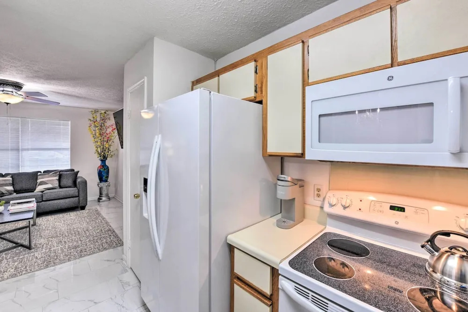 Savannah Home ~ 9 Mi to Historic District