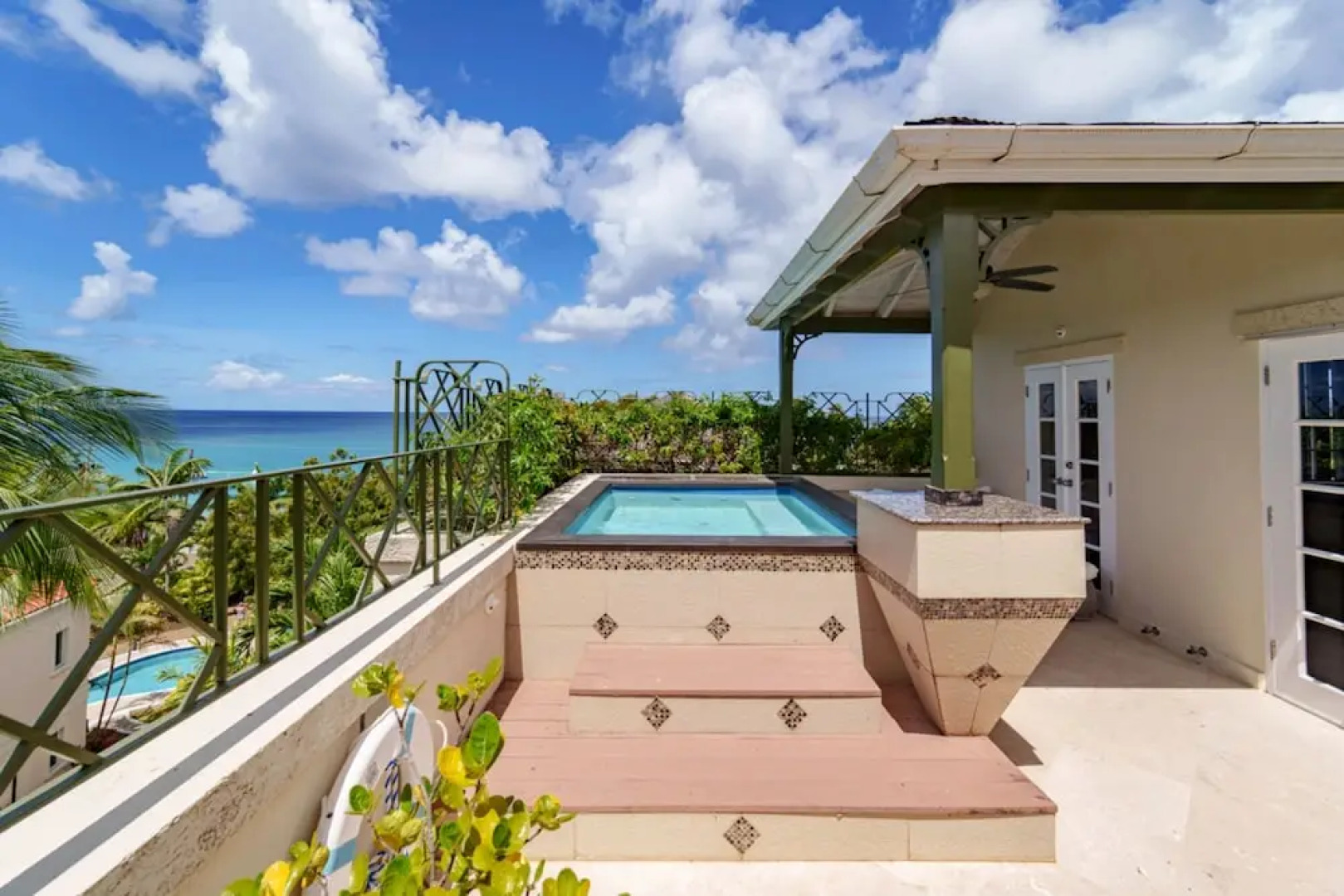 Beacon Hill 305 - The Penthouse by Blue Sky Luxury