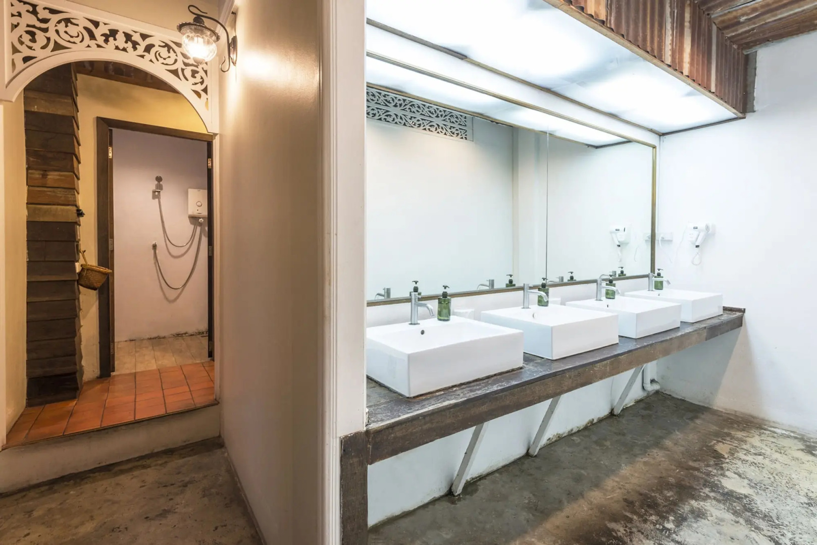 Suneta Hostel Khaosan