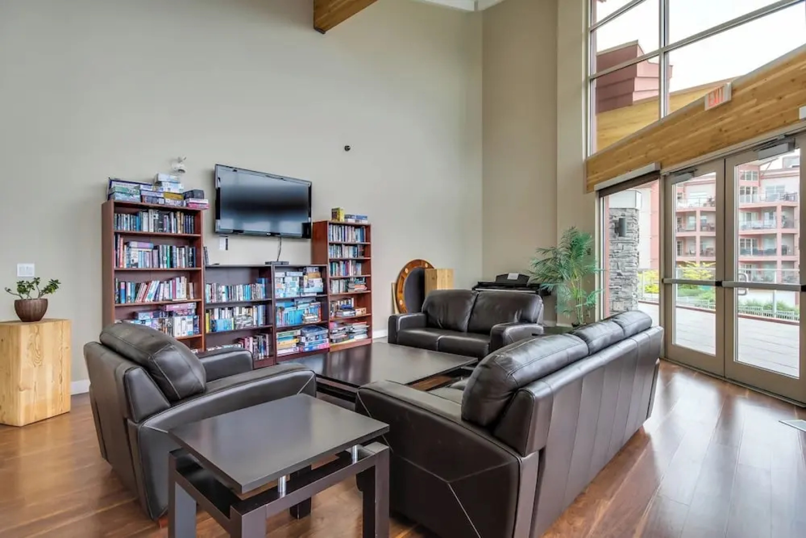 Top Floor Condo at Amenity Rich Resort