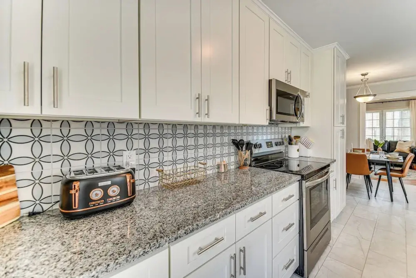 Elizabeth City Abode w/ Fenced Yard, Near Downtown