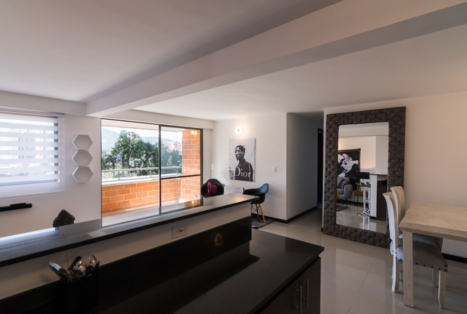 La vega Modern & Chic by Nomad Guru