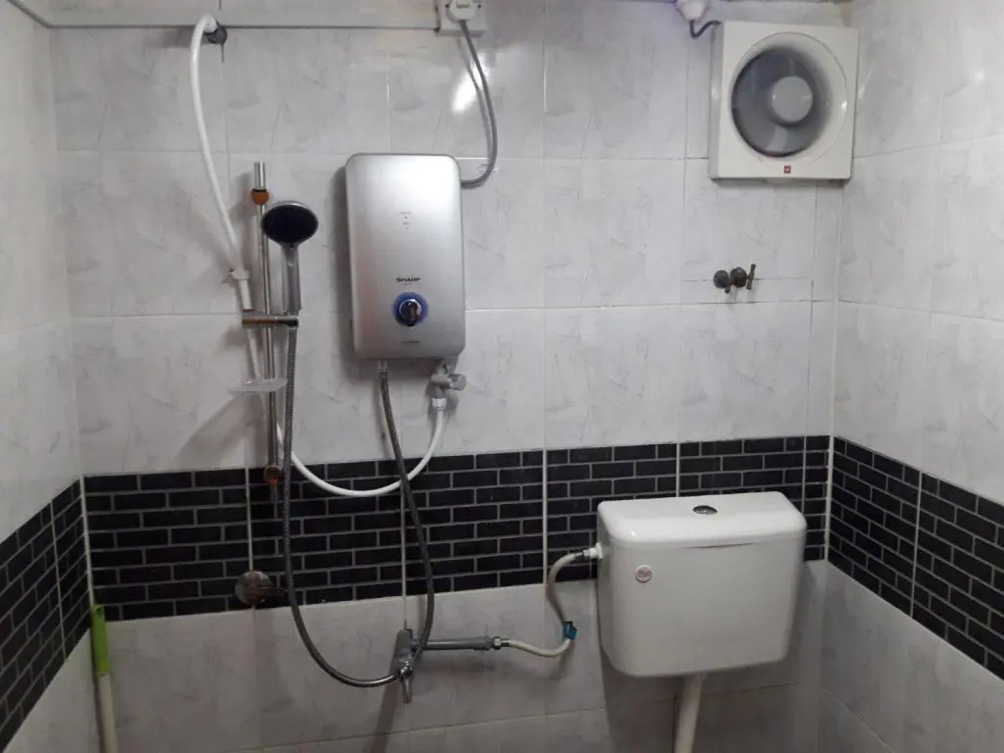 Maznah Guest House