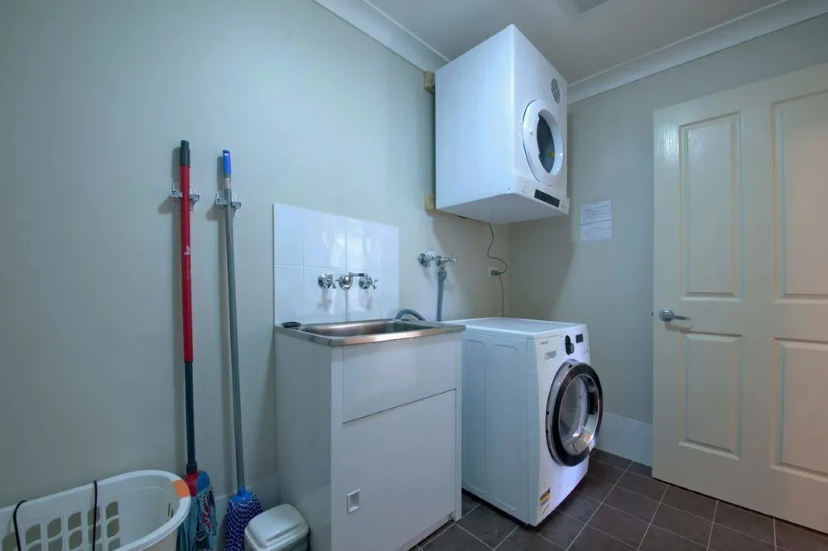 Lagoons Estate, 22 Coventry Place