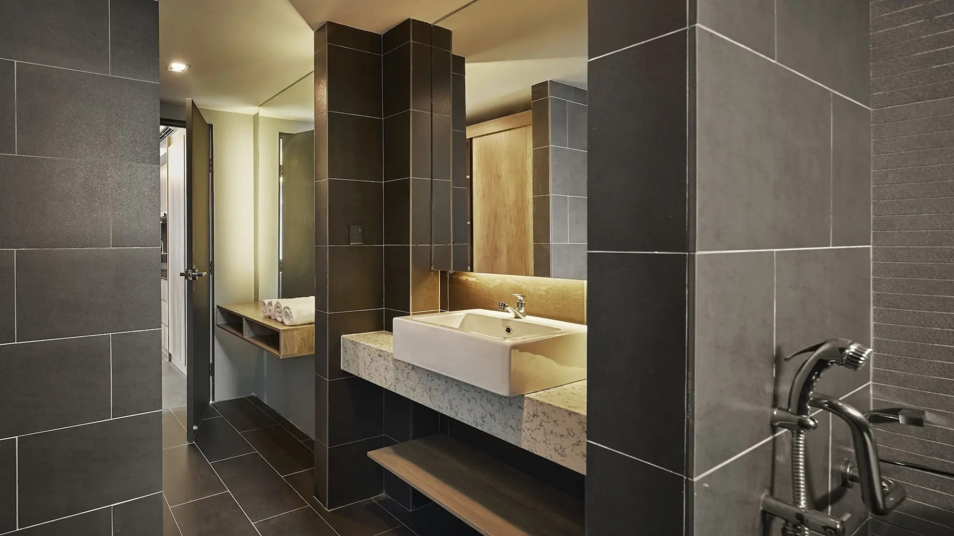 Tropics Eight Suites