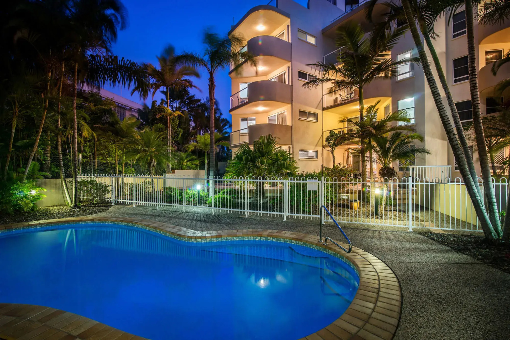 Burlington Holiday Apartments