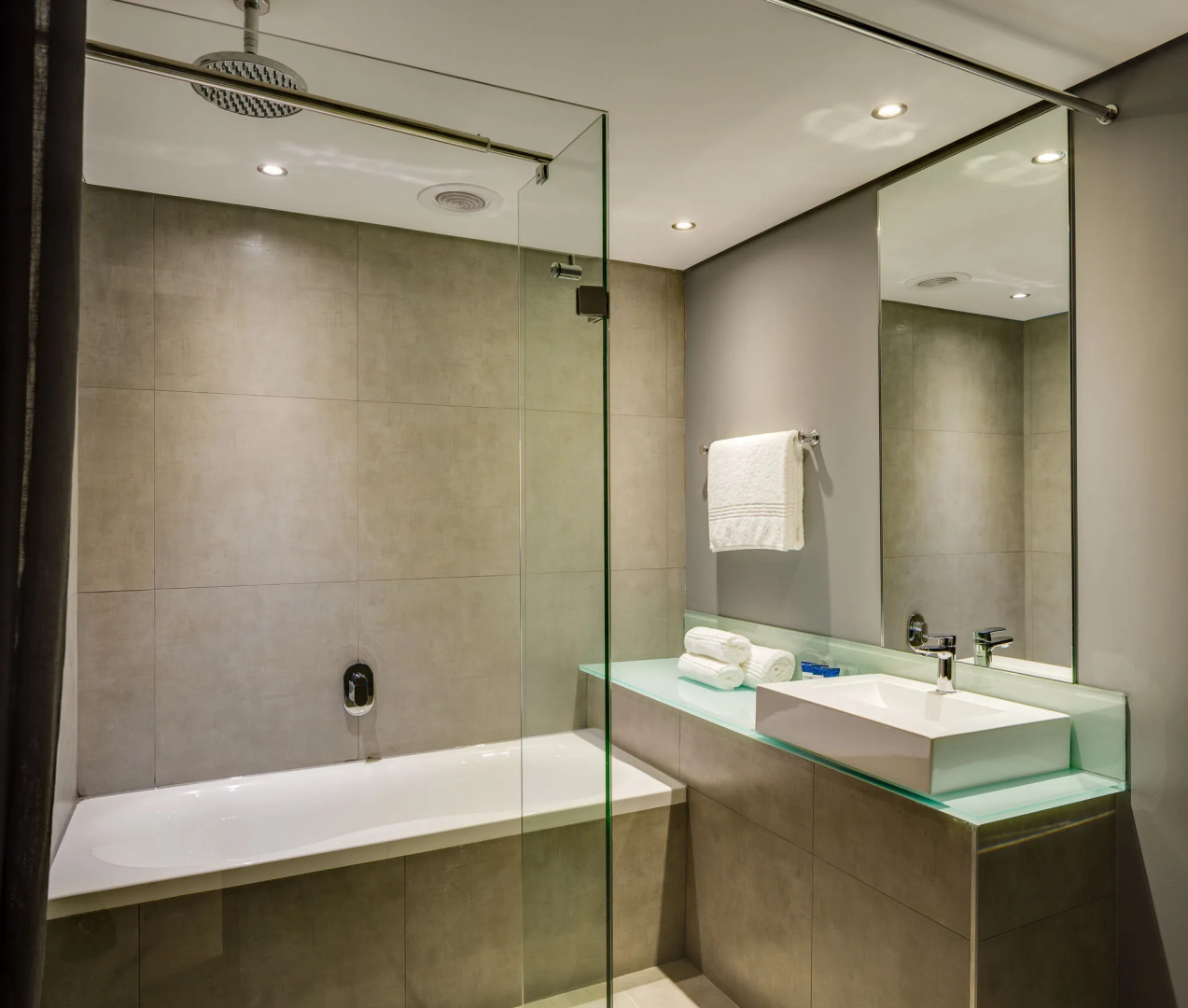 Protea Hotel Fire & Ice by Marriott Pretoria Menlyn