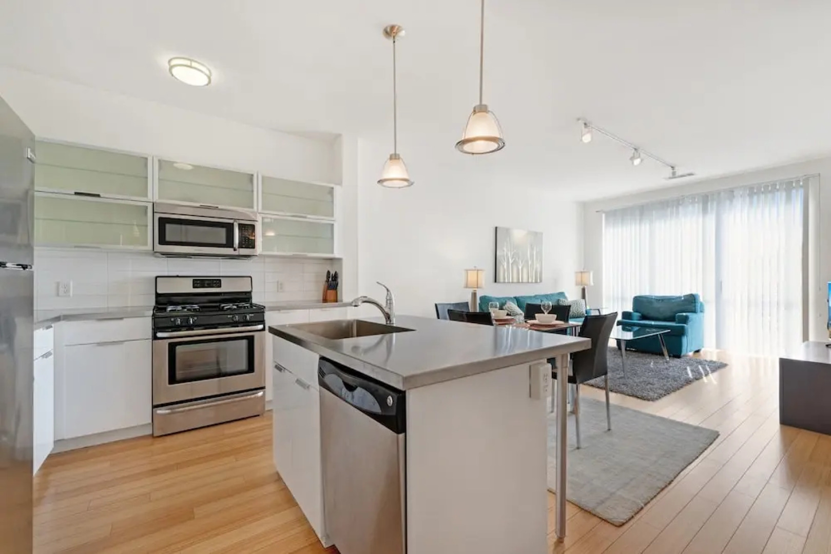 Global Luxury Suites at Downtown Stamford