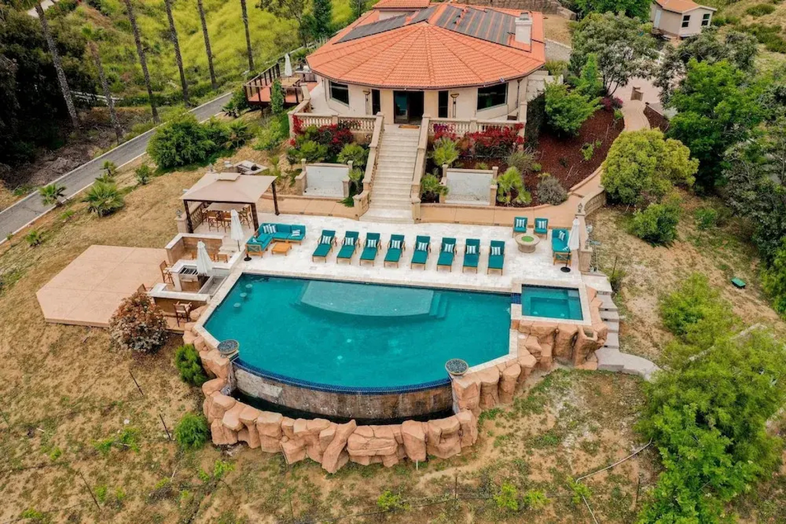 Carmen by AvantStay | Infinity Pool w/ Jaw Dropping Views and 5 Min to Old Town