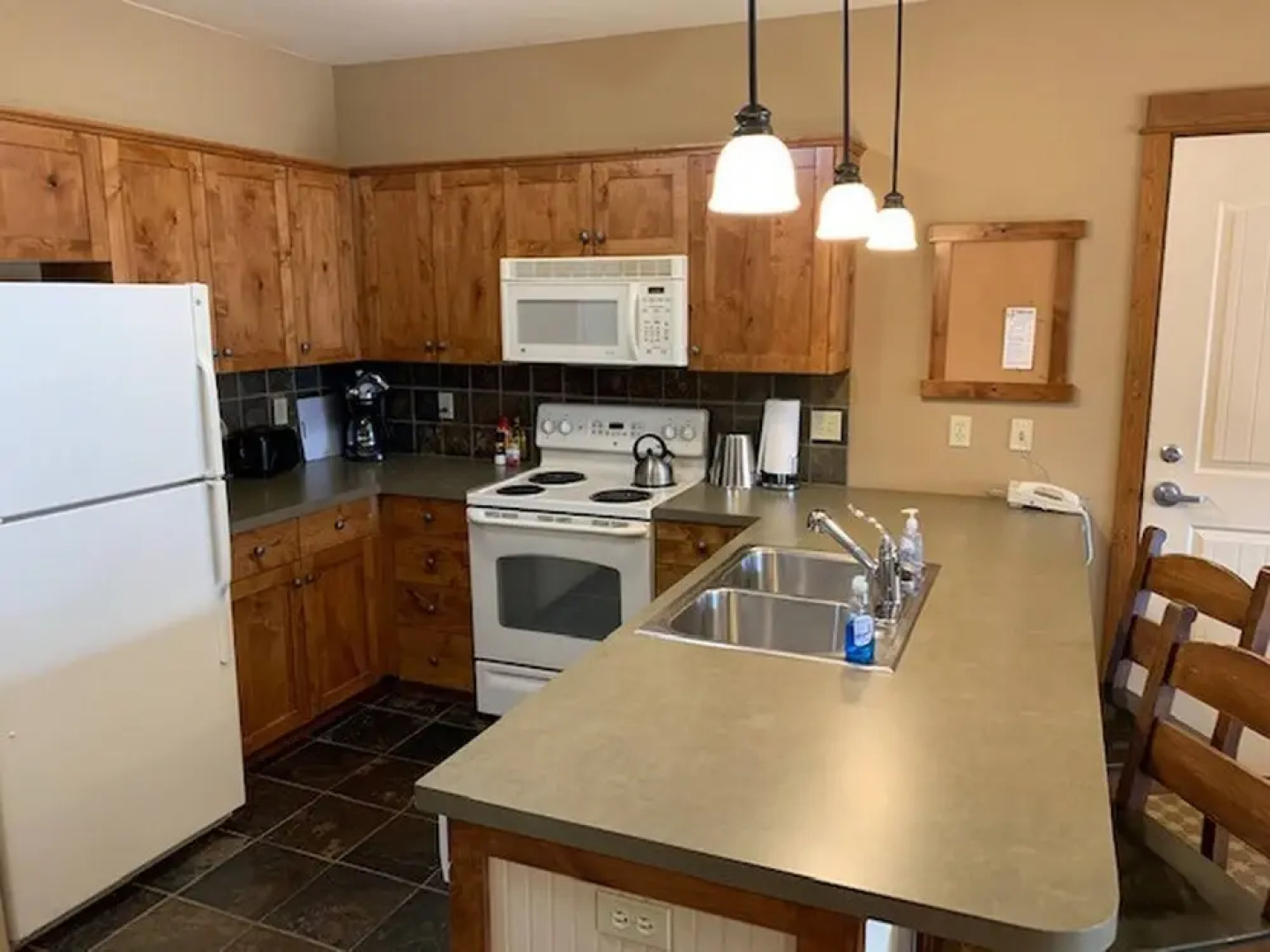 Shared Roof Top Hot Tub Silver Mtn