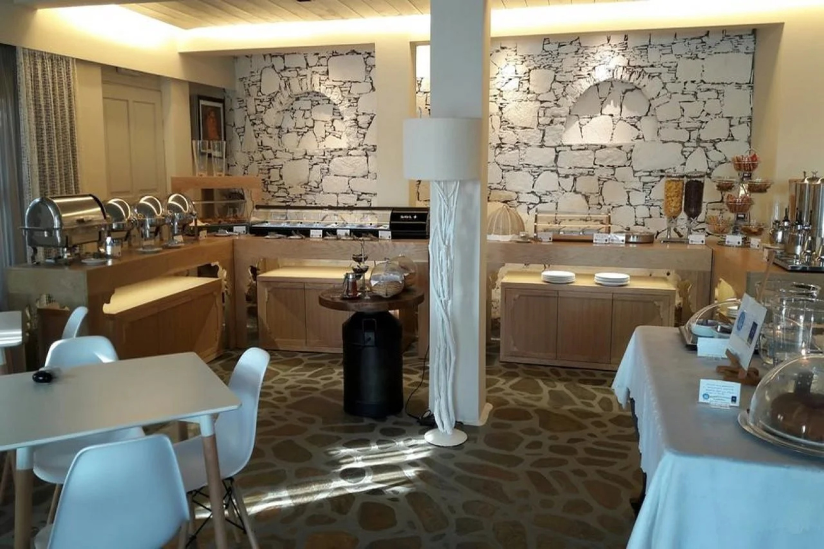 Vrahos Boutique Hotel