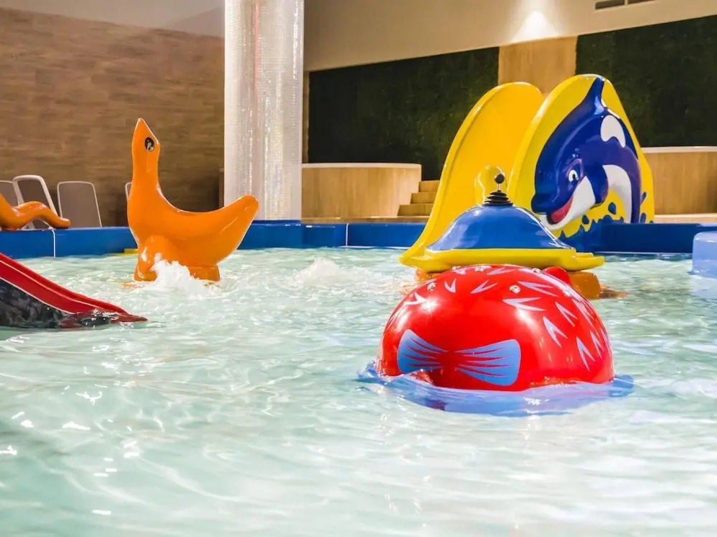 VacationClub - Willa Carmen Apartments