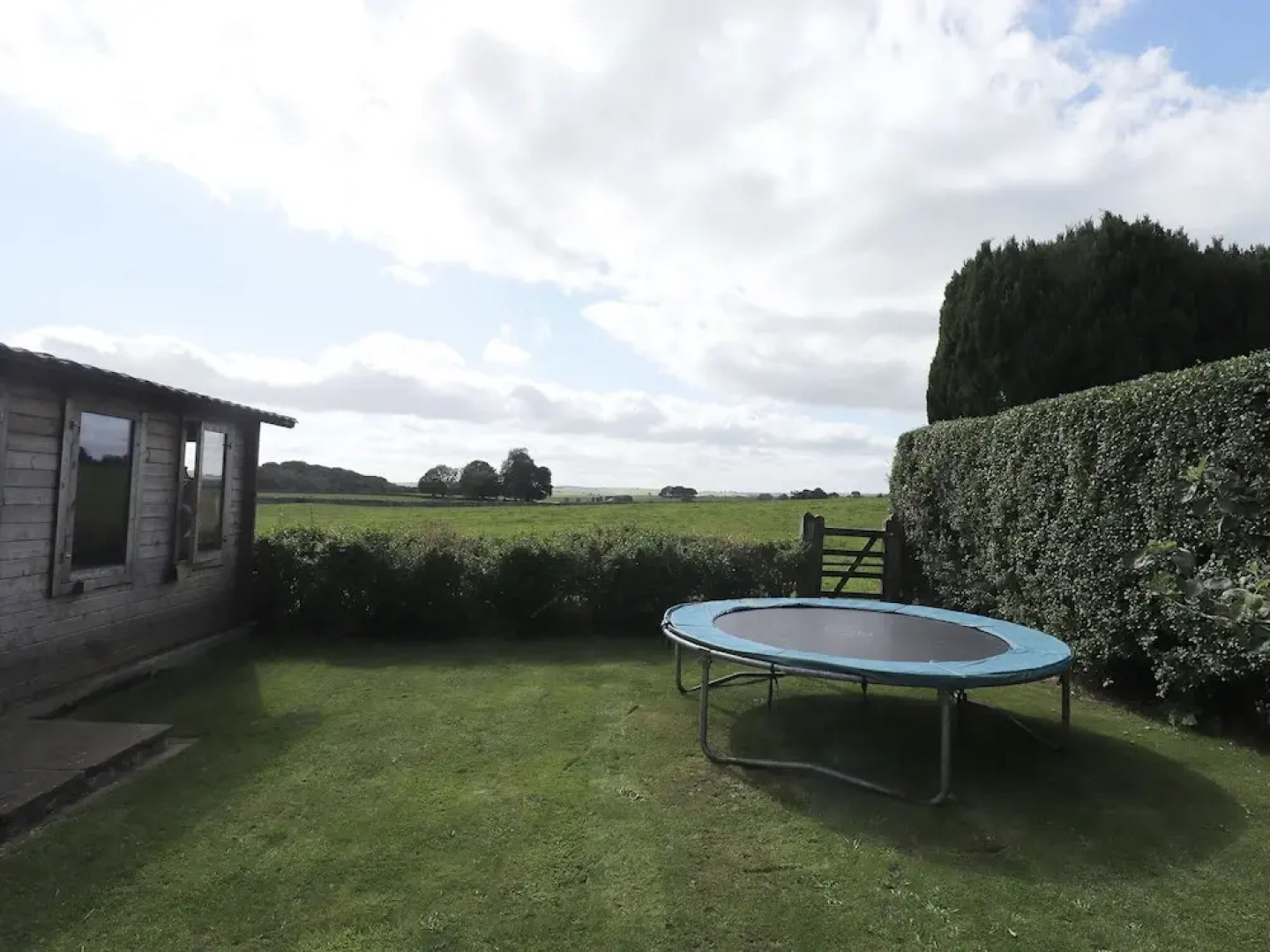 Luxury Holiday Home In Alsop-En-Le-Dale With Garden