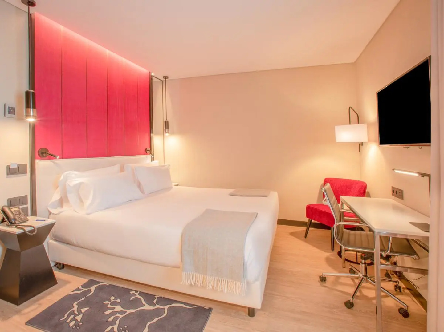 NH Hotel Porto Jardim