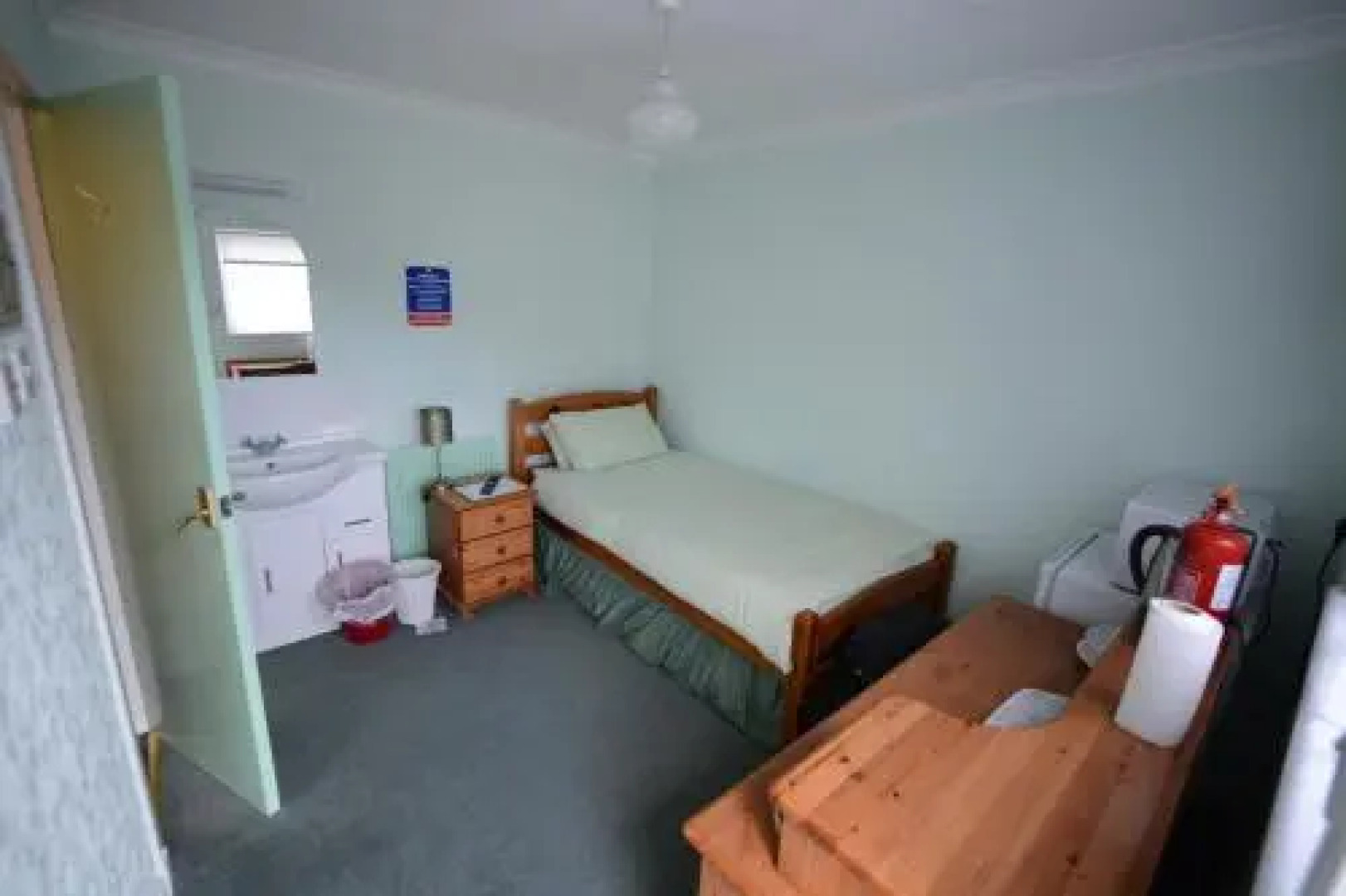 Torr House Premium Budget Central Hotel